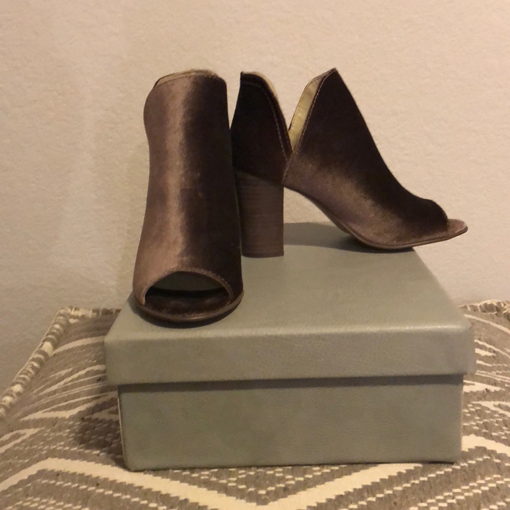 Steve Madden Booties